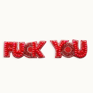 Broschenpaar: FUCK YOU