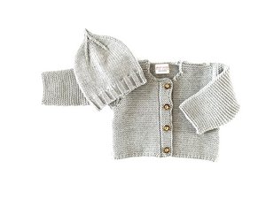 Set: Babystrickjacke & Wichtelmütze aus 100% feinster Merinowolle - Das perfekte Geschenk zur Geburt