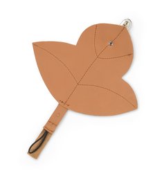 Leather pacifier clip in a sunset cognac color with a leaf-shaped design.