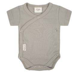 Short sleeve baby romper in light green color. Made of soft, comfortable material. Available in sizes 0-12 months.