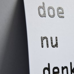 'pensez maintenant plus tard'