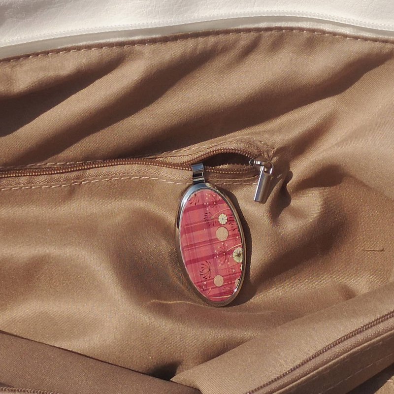 Tartan Flowers: Magnetisk designertelefon og nøgleholder, til pung, bil, hjem
