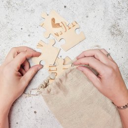Pregnancy Announcement Wooden Puzzle | Hoera! You're going to be grandma!