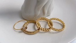 Lola - Dainty Crystal Gold Band