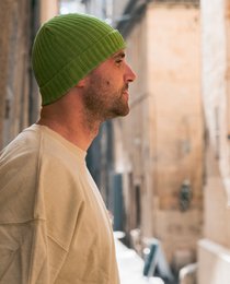 Bonnet en laine et acrylique vert