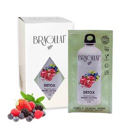 Bragulat Detox | 15 bags, a box of 15 detox tea bags featuring a blend of berries, herbs, and spices for a refreshing and cleansing beverage.