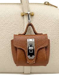 AirPods-Halter aus echtem Leder, Art.-Nr. PO05