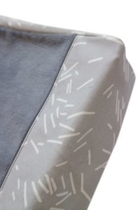 Wickelauflagenbezug - Graues Konfetti/Alter blauer Teddy