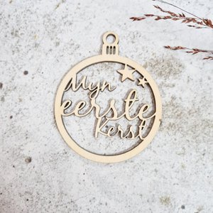 Kerstbal – mijn eerste kerst sterretjes gesneden