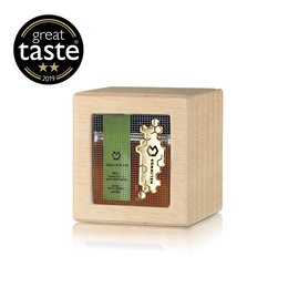 Wooden gift box containing 120g of forest honey. Rectangular wooden box with green and white label featuring a bee graphic.