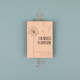 A card with the text "Graines d'amour" (Seeds of love) and a floral design, along with several other cards with handwritten messages related to love.