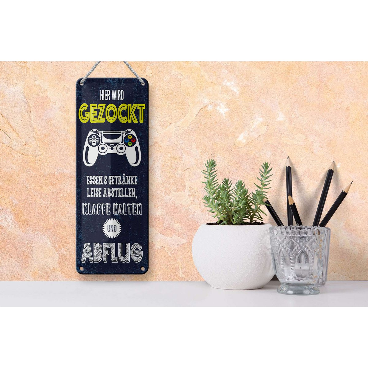 Blechschild Spruch 27x10 cm Hier wird gezockt klappe halten und Abflug Schild