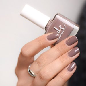 Organic sourced nail polish - Jewel