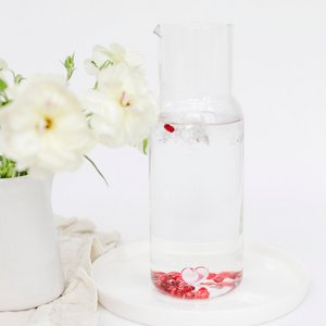 Wasserkaraffe "Herz" rosa 1,2l