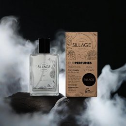 Vegan Eau de Parfum - Gravity, a perfume from the Private Sillage Collection, featuring a floral, fruity scent with notes of bergamot, jasmine, and sandalwood.