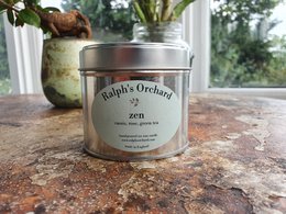 Bougie en cire naturelle parfumée Zen (Cassis, Rose & Thé Vert)