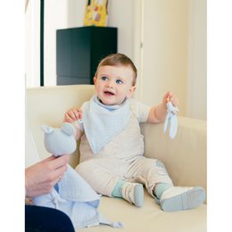 ENSEMBLE DOUDOU + BANDANA + ANNEAU DE DENTITION - MOD. OSO - ROSE FONCÉ