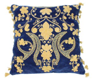 Kussen donkerblauw embroiderie SALE