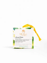 Solid shampoo for oily hair, made with natural ingredients like olive oil and rosemary. Cleanses and balances scalp, leaving hair soft and manageable.