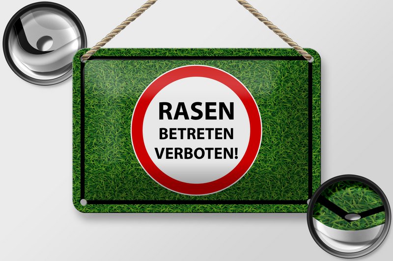 Tin Sign Notice 18x12cm Lawn No Trespassing Decoration