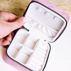 Jewelry travel case pink