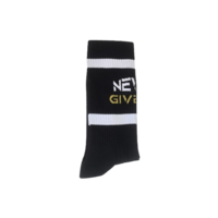 NEVER GIVE UP BLACK SOCKS
