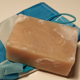 Sapone per capelli, senza olio di palma
