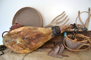 50% Iberian field bait ham (8-8.5kg)