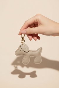 Dog-shaped cowhide leather key ring Made in Italy ITPCL-CHIEN
