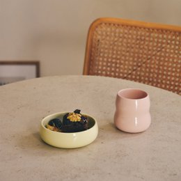 bowl / bowl