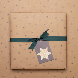 Doppelseitiges Geschenkpapier Weihnachten "Lebkuchen" Weihnachtsplätzchen in Beige und Braun aus 100% Recyclingpapier