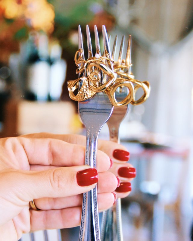 Statement ring 'FLOW'