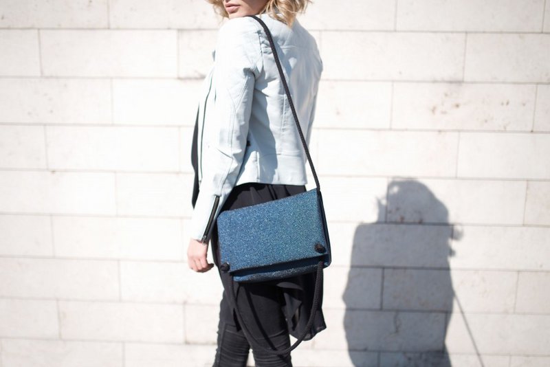 Umwandelnde Handtasche