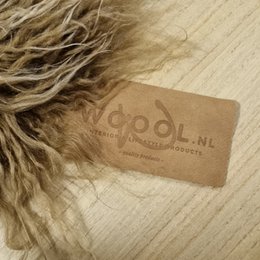 LANA Piel de oveja - Marrón islandés CURLY