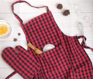 Red Checked Cotton Apron – Kitchen Apron Set – 100% Cotton – Apron & Oven Mitt