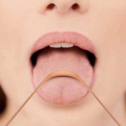Copper tongue scraper