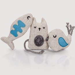  Set of 3 plush cat toys with catnip, featuring a cat, mouse, and bird design. Toys are made of soft, durable material and include 9 refillable catnip bags.