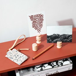 Totem Stand Picture / Postcard Display Holder - Tall Nr. 3
