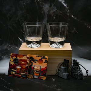 Japanisches Glas 321 - Geschenkbox + Graniteiswürfel + Lebensunterhalt