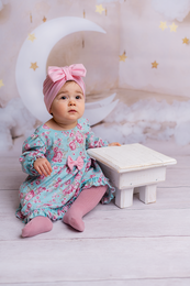 Floral print baby dress with pink bow headband. Soft, comfortable cotton material. Suitable for baby girls aged 56-110 cm.