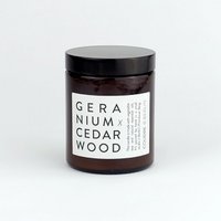 geranium x cedarwood / ESSENTIALS scented candle
