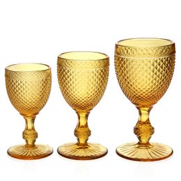 Diamond wine glass medium, amber