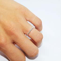 Silver pearl ring with small stones, available in multiple sizes and metal finishes including plaqué or gold filled, and sterling silver 925.