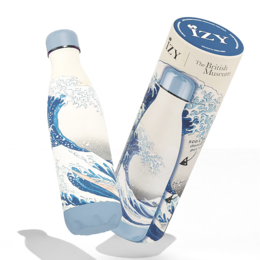  A 500ML thermos bottle featuring a design inspired by the famous "The Great Wave off Kanagawa" artwork. The bottle has a white and blue color scheme with a wave pattern, capturing the essence of the iconic Japanese artwork.