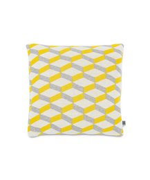 Cushion cover with a yellow and white diamond pattern, made of cotton.