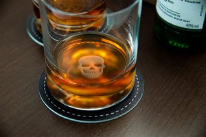 Whiskygläser 2-er Set "TOTENKOPF"