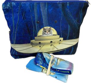 Etury - Push in spaceship / Ufo