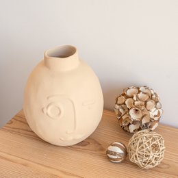 Poet Vase