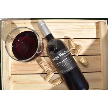 Crianza red wine D.O.Ca. Rioja Vega Medina