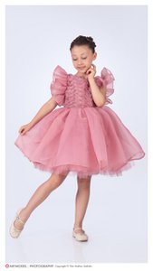 Children's dress 4-12y.